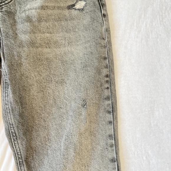 Preloved ASOS Men's Faded Black Distressed Jeans with Deliberate Holes Size 28 - Picture 7 of 13